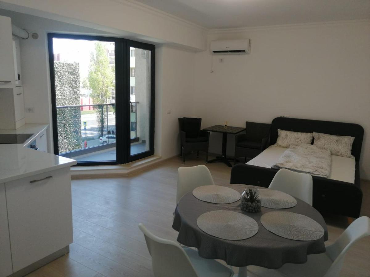 Studio Sebastian Apartment Мамая Екстериор снимка