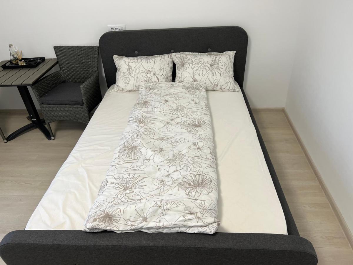 Studio Sebastian Apartment Мамая Екстериор снимка